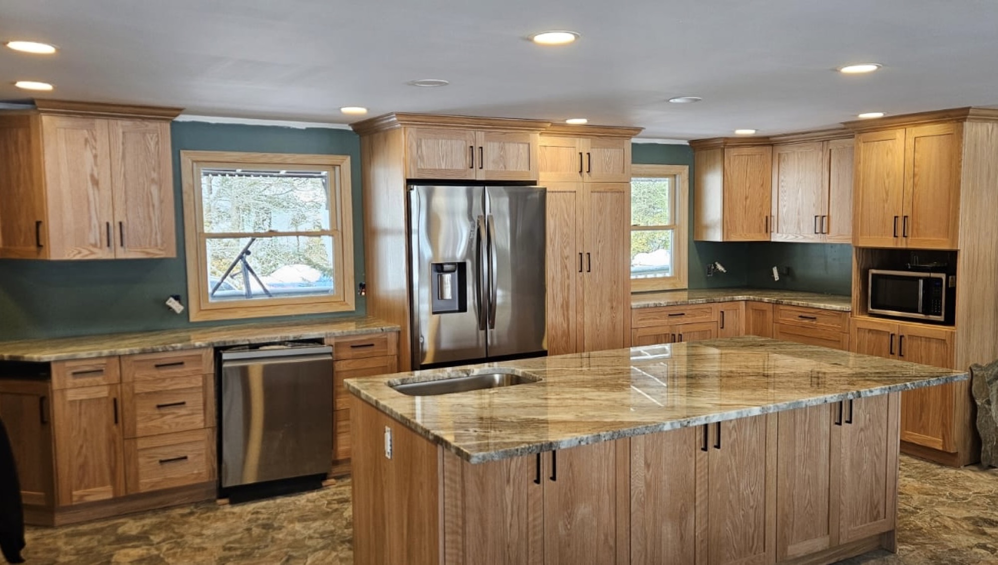 GLC Stone installation: kitchen countertop close-up